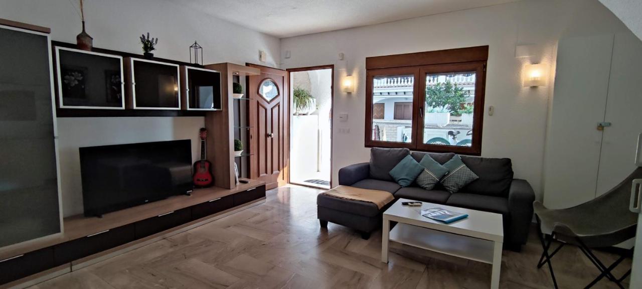 Beach Breeze Townhouse By The Beach 圣波拉 外观 照片