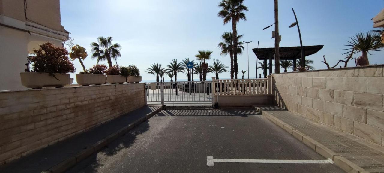 Beach Breeze Townhouse By The Beach 圣波拉 外观 照片